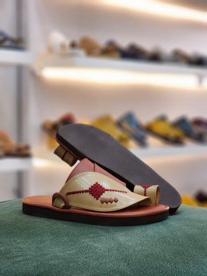 صورة زبيري وطني مطرز مديل م73